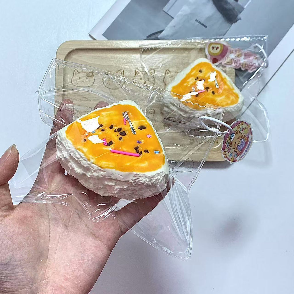 Triangular Meal Bun