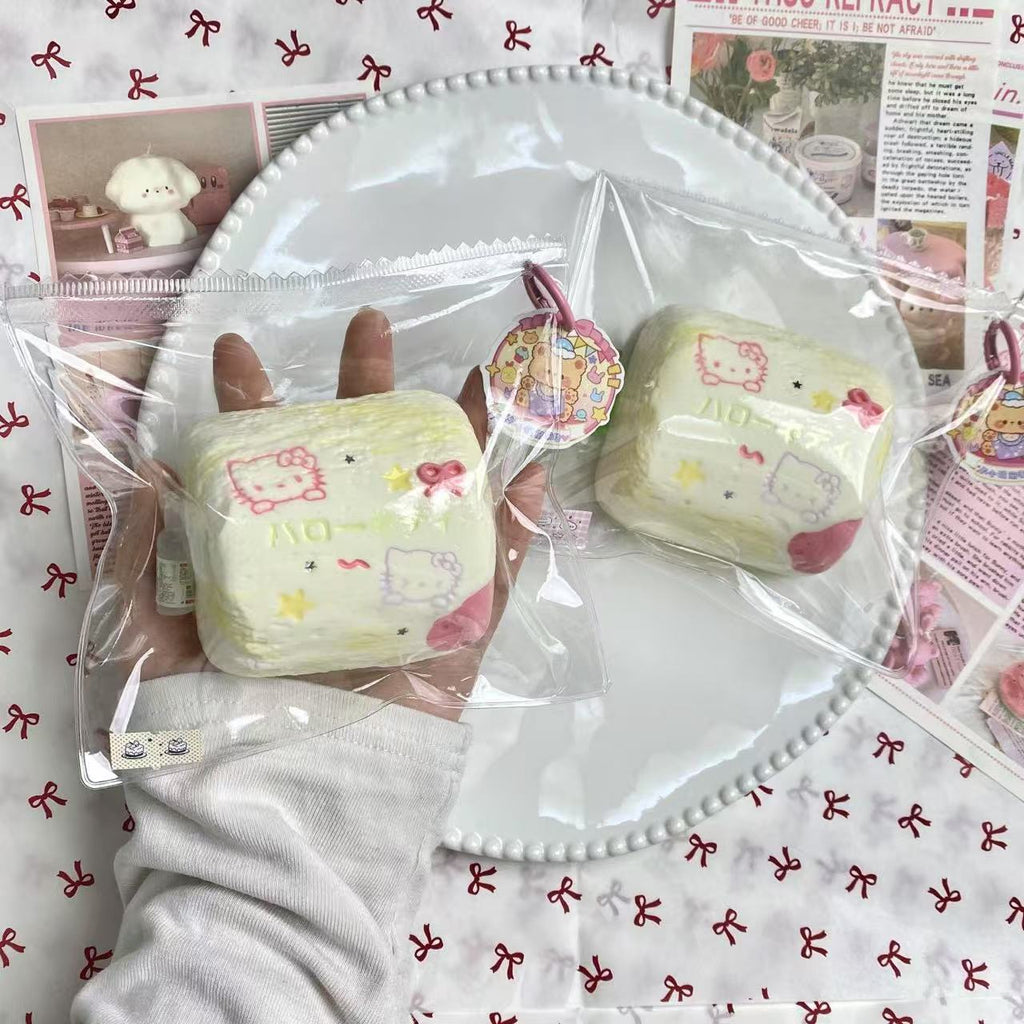 Kitten Marshmallow